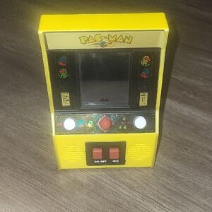 Retro Mini Arcade Game - Yellow Pac Man